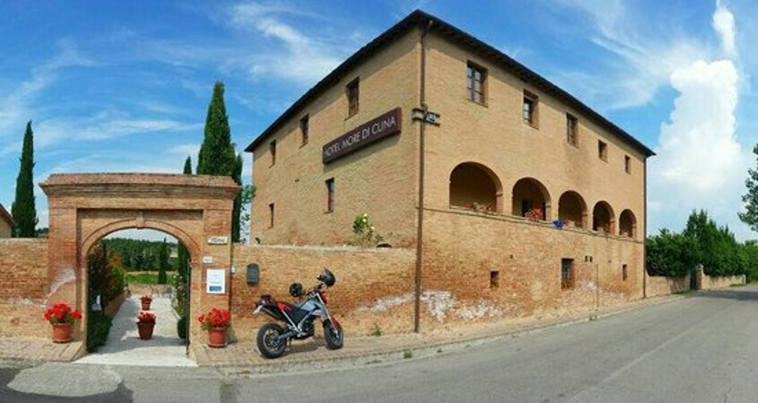 Hotel More Di Cuna Monteroni dʼArbia Eksteriør bilde